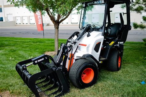 articulating skid steer|mini articulated loader.